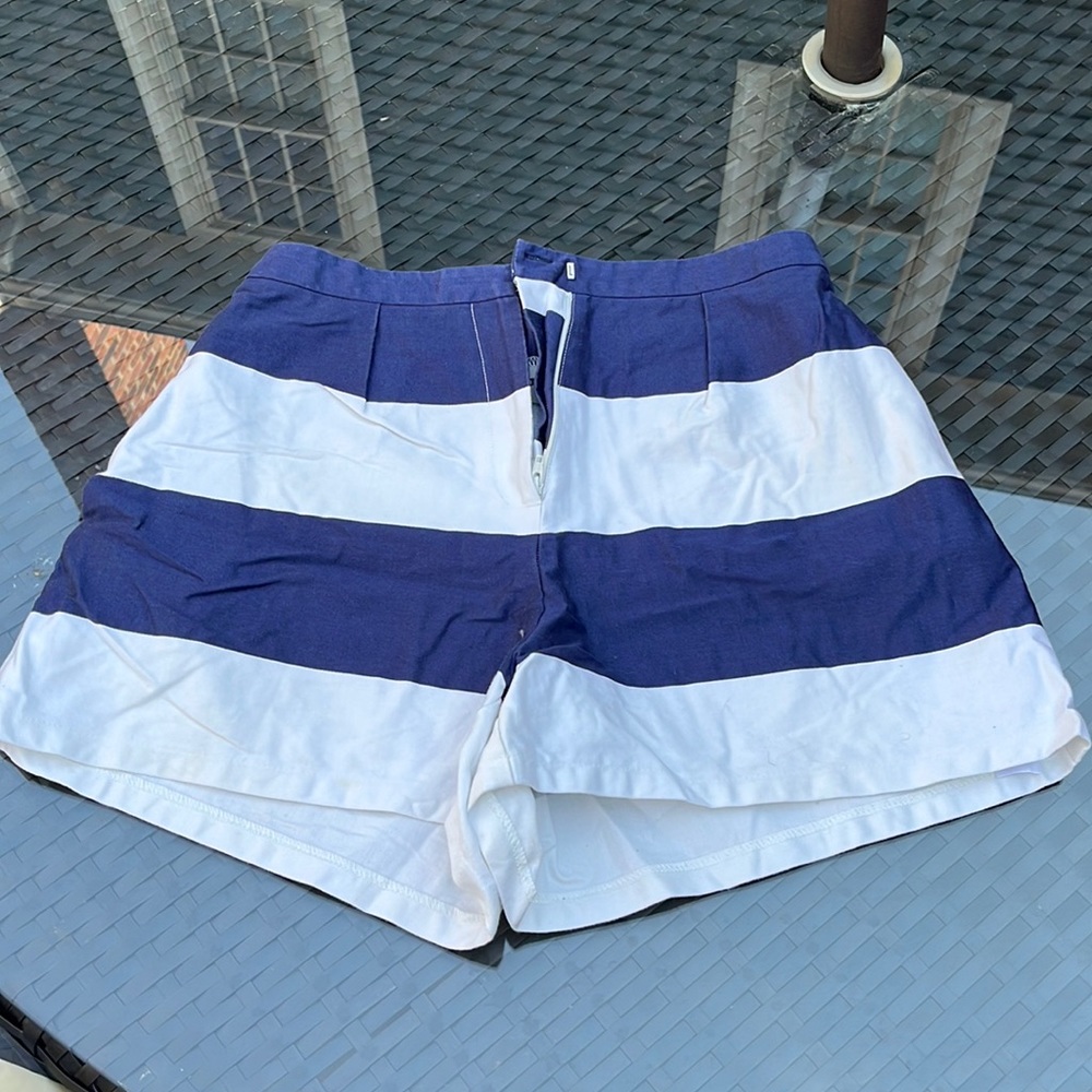 ASOS navy and white balloon shorts. Excellent used condition. Size 4.